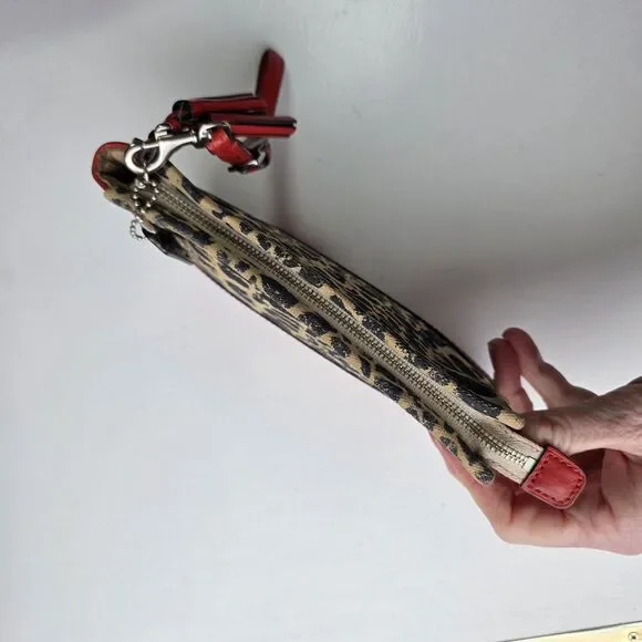 Coach Wristlet Ocelot Cheetah Print And  Carnelian Leather, Unique Tag Tassel - Picture 9 of 9